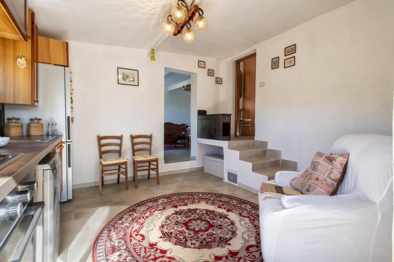 فيلا Casa Rina ساساري المظهر الخارجي الصورة